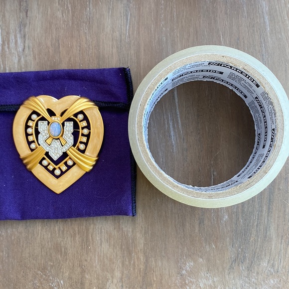 Vintage Avon Elizabeth Taylor Broach Heart of Hollywood - Picture 8 of 8